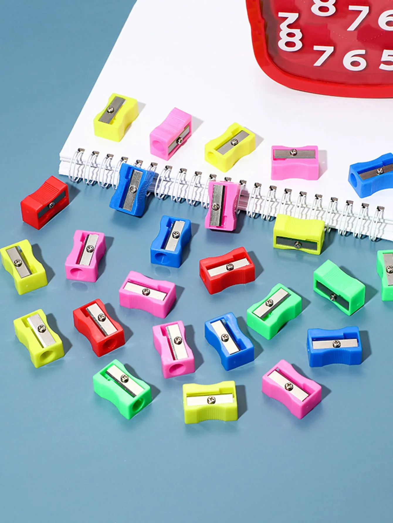 16pcs Mini Portable Practical Stationery Square Shaped Pencil Sharpener