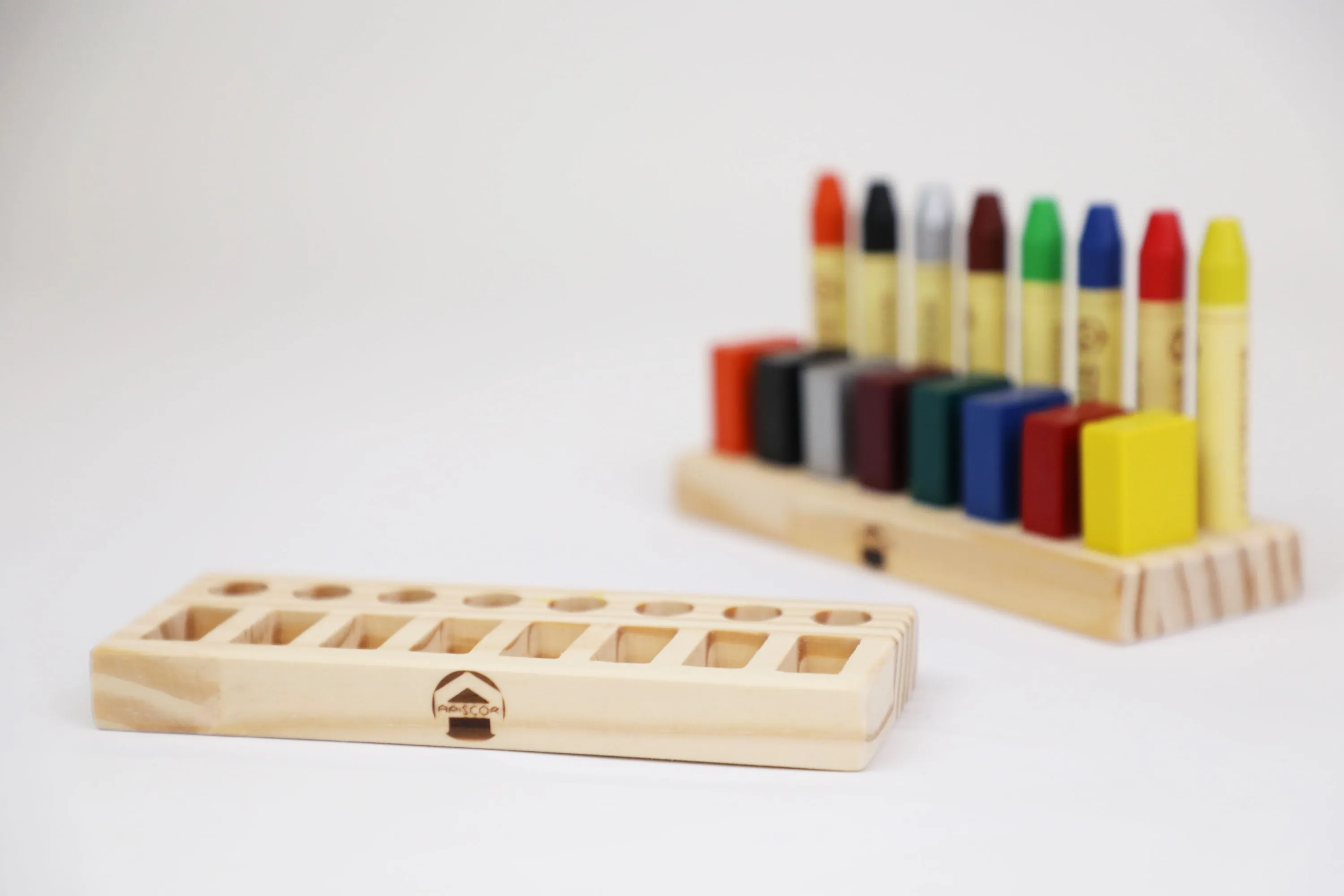 Apiscor Crayon Holder