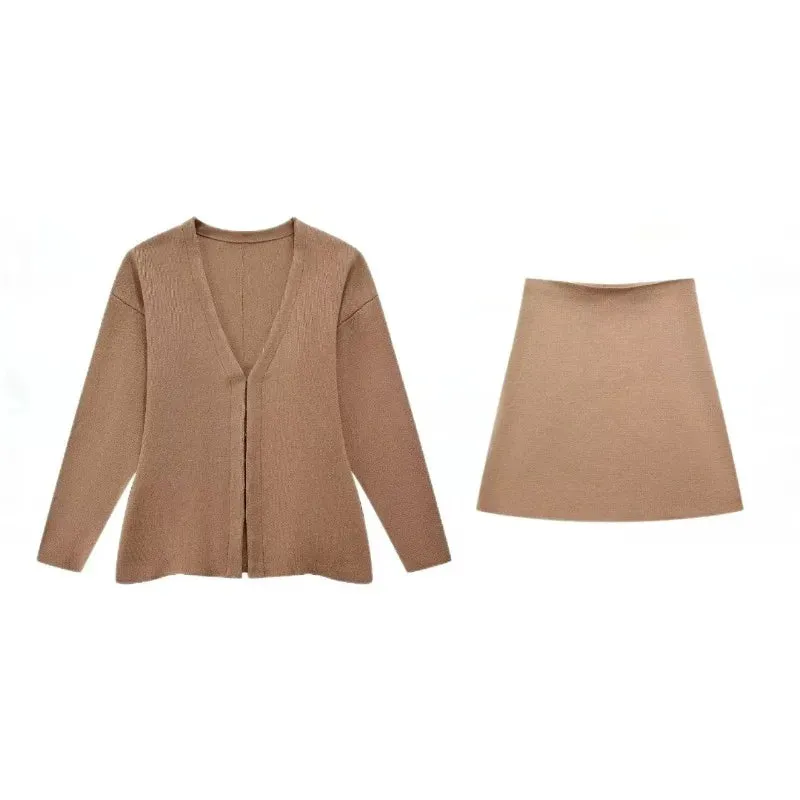 Beaux - Structured cardigan and skirt set