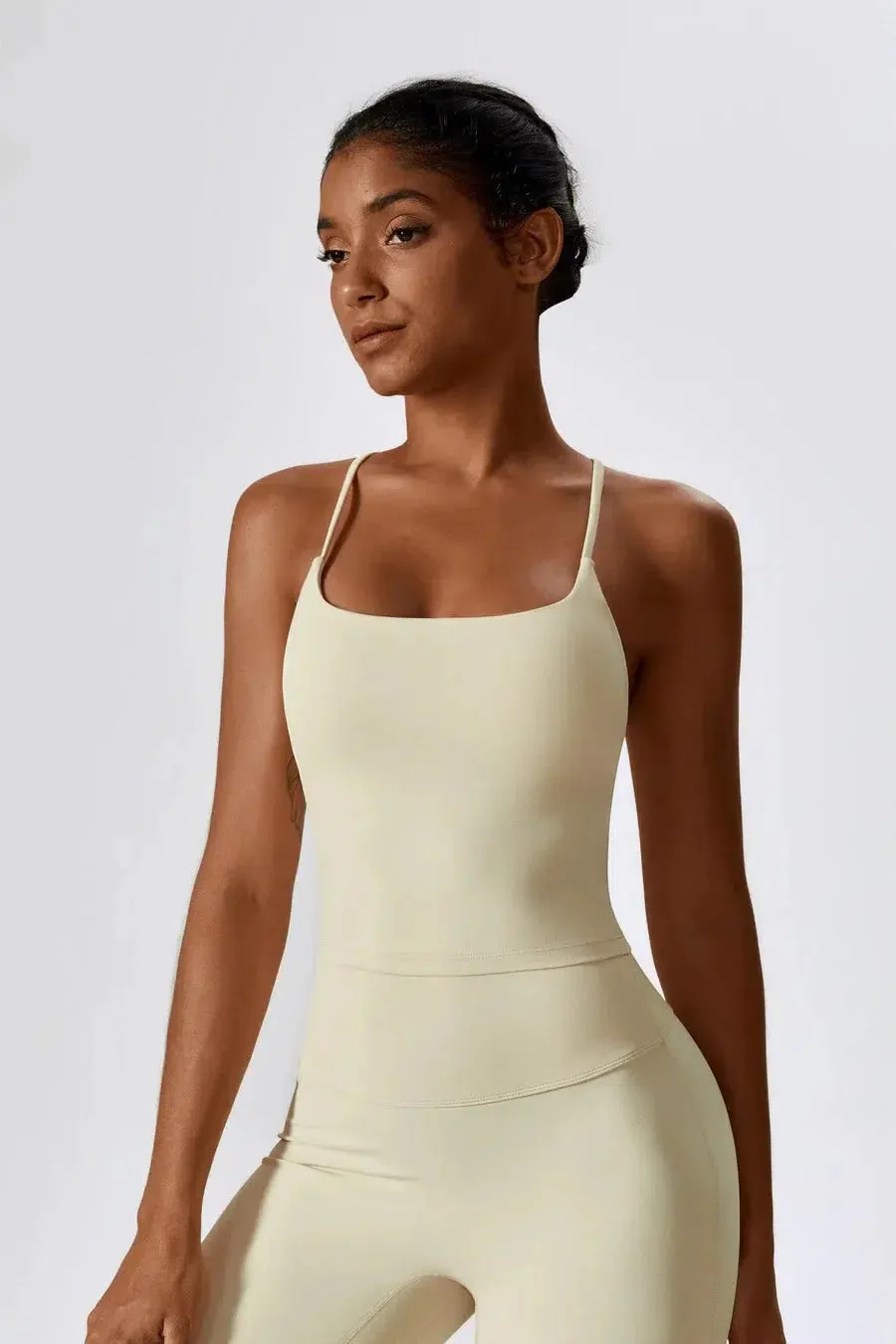 Bellatrix – Scoop neckline – Active crop top