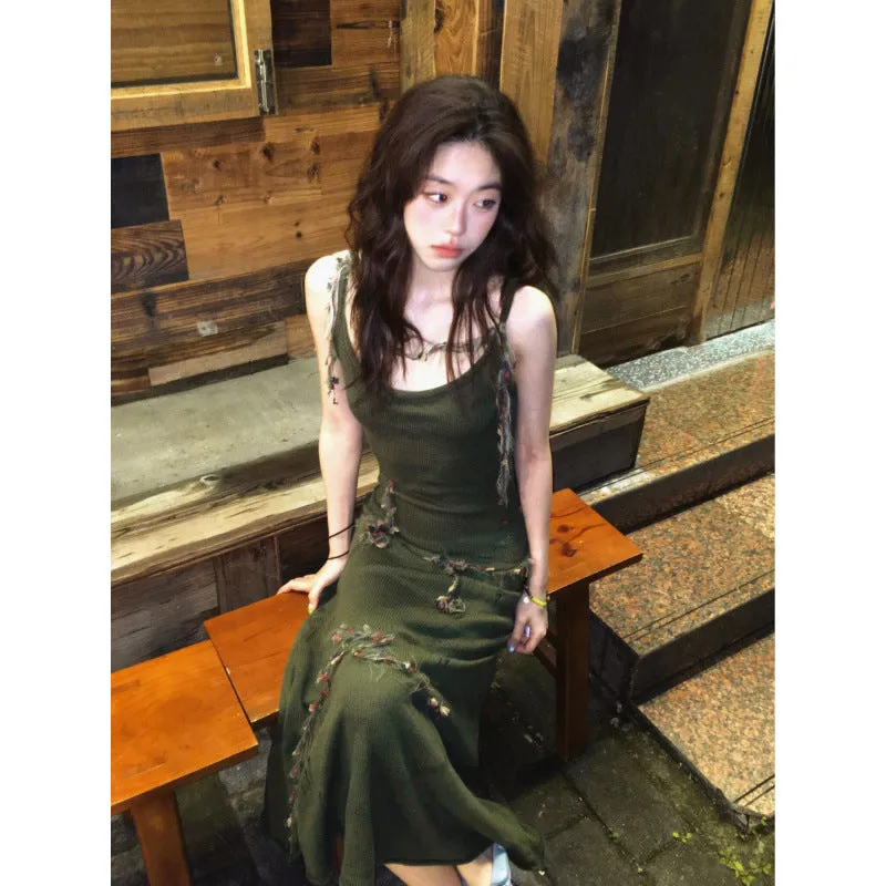 Darianrojas outfit inspo Spring and Autumn Retro Green Knitted Sling Dress Women's Hot Girl Style Tight Waist Outer Wear Ripped Sheath Long Skirt