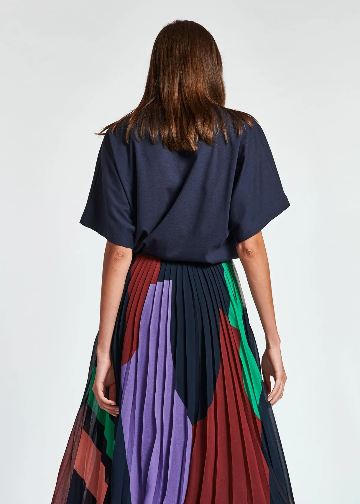 Dark blue graphic print plissé midi skirt