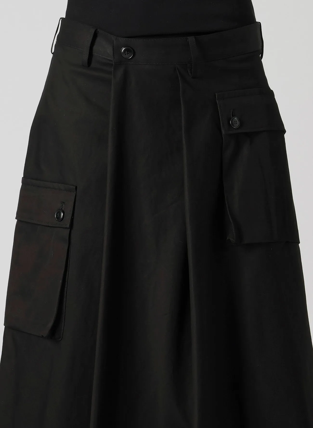 GABARDINE R-WIDE TUCK CARGO SKIRT