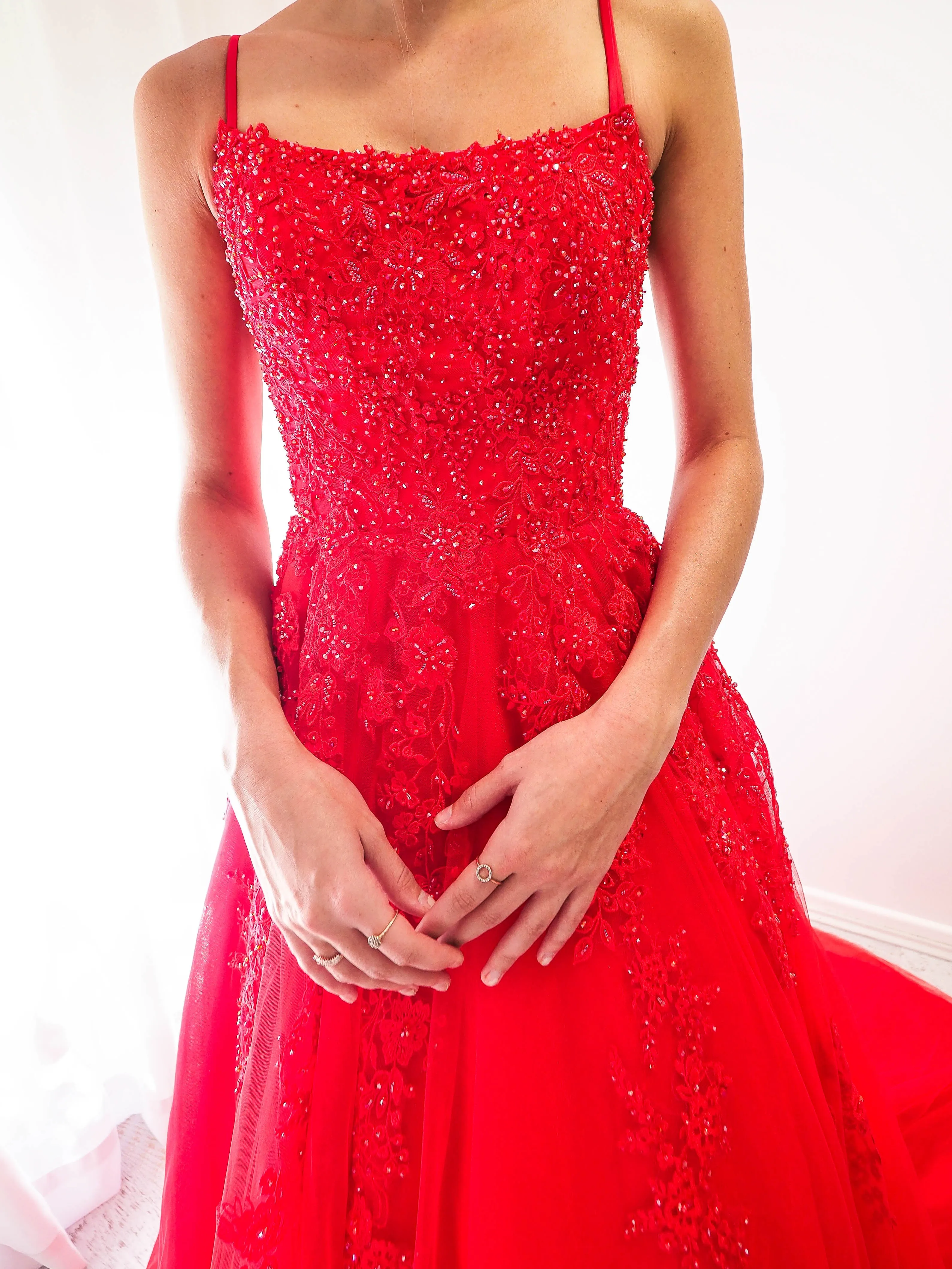 Red tulle princess dress