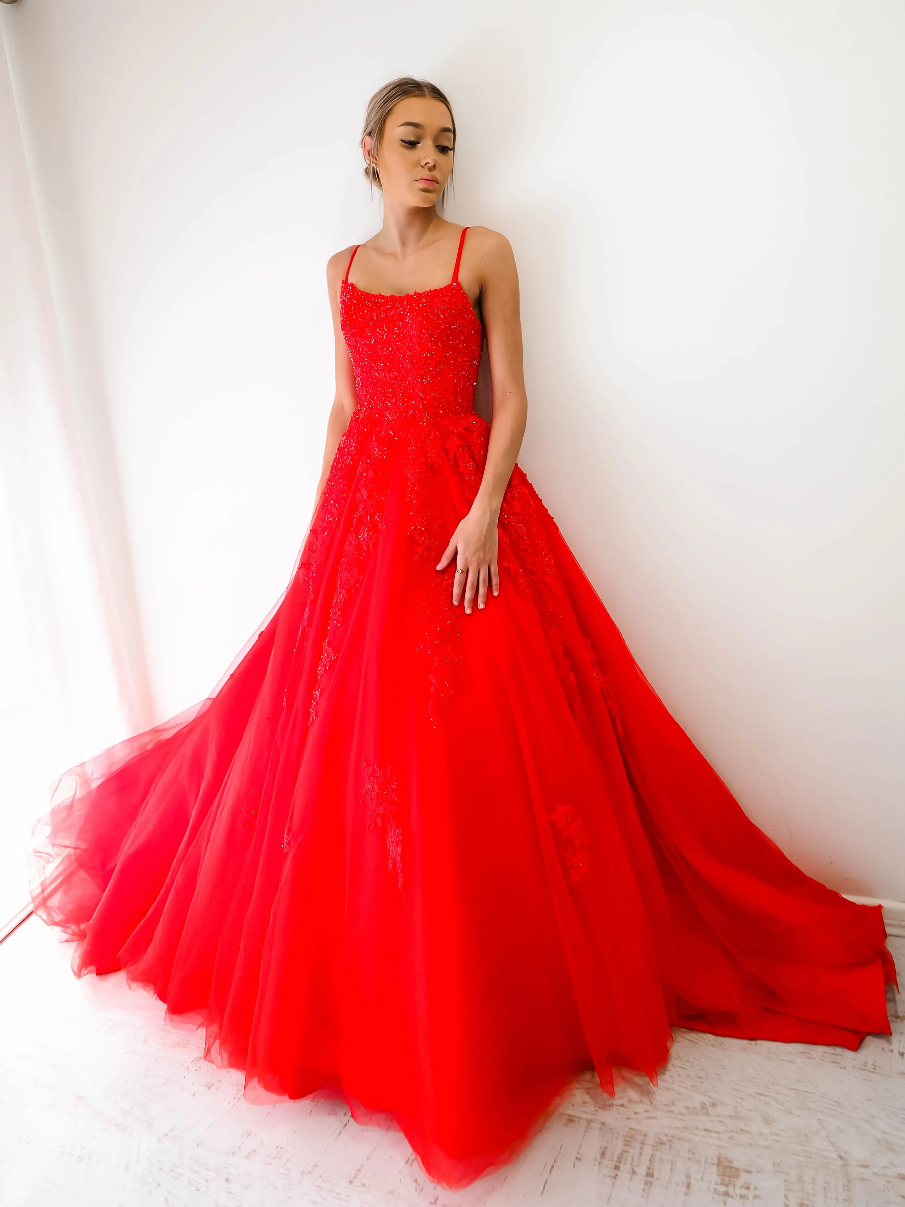 Red tulle princess dress