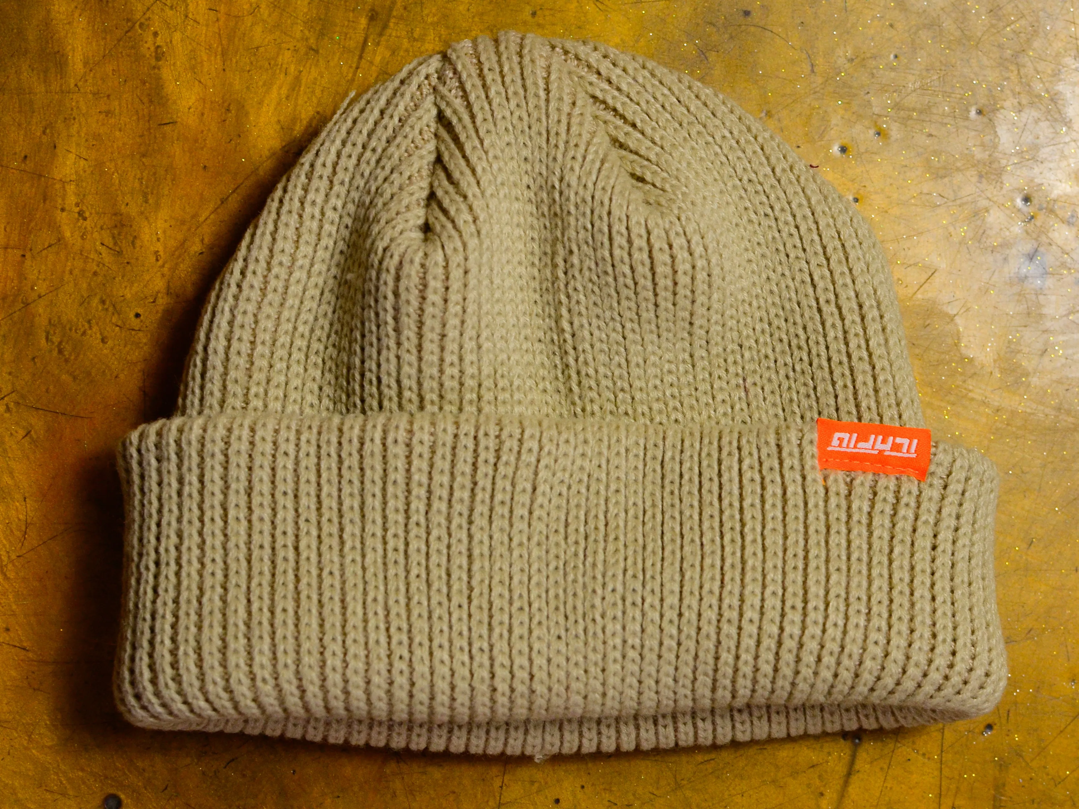 Strike Southy Beanie - Bone