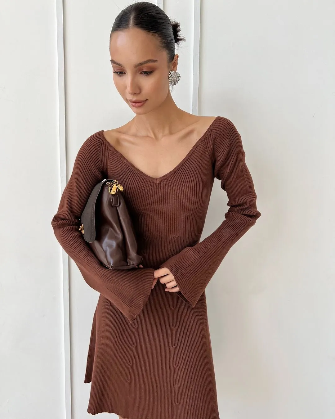 Toleet winter outfits women V-neck Long Sleeve Sexy Dress Knitted Skirt Autumn and Winter Short Skirt Bottoming A- line Ruffled Sweater Dress