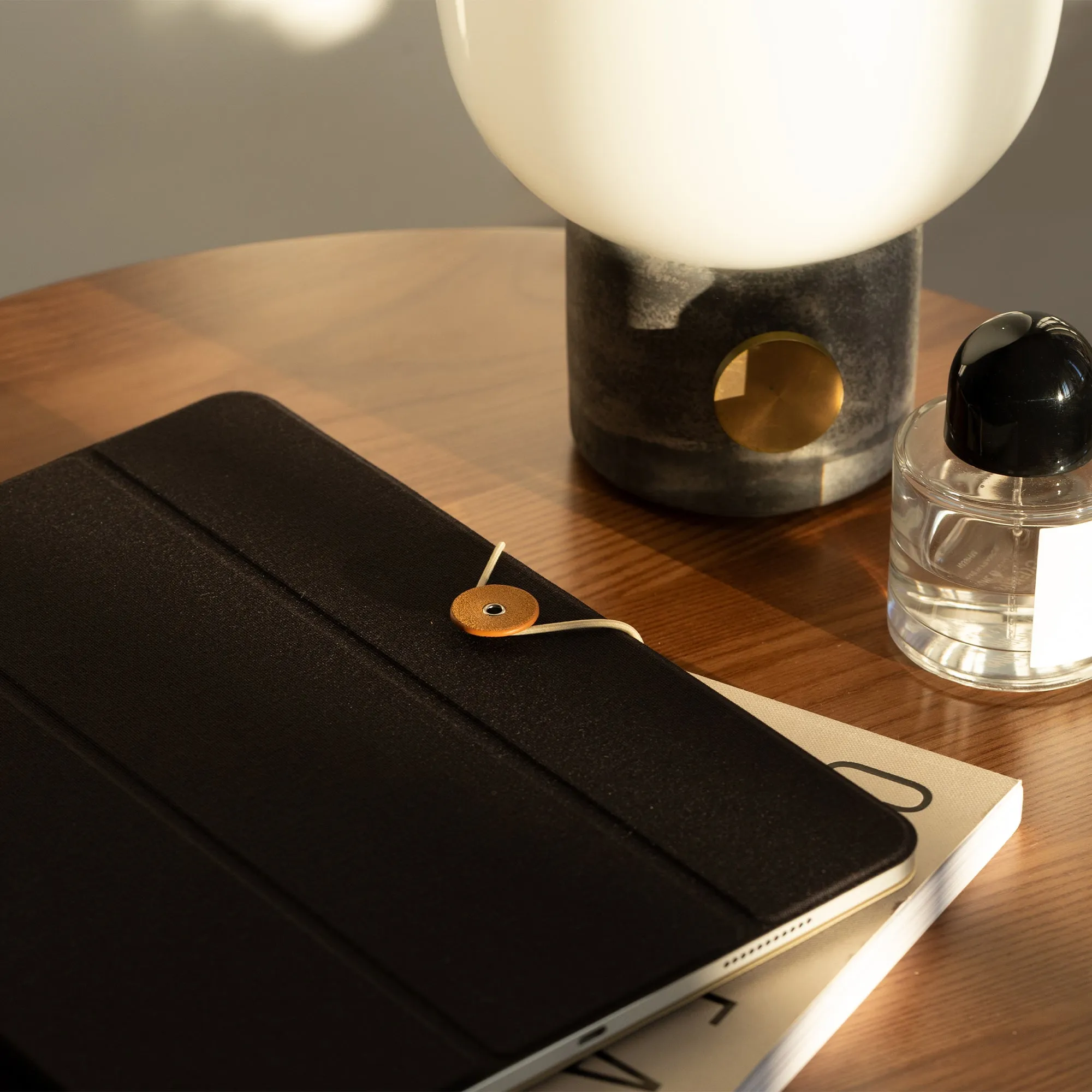 W.F.A Folio for iPad Pro (12.9")